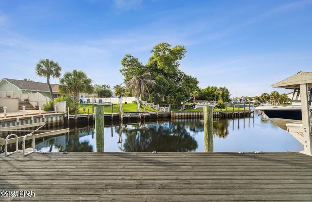 365 Wahoo Road, Panama City, FL 32408