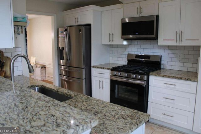 2675 Binghampton Lane, Lawrenceville, GA 30044