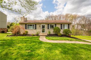 137 Walnut Strand, North Fayette, PA 15126