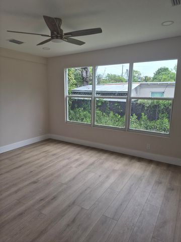 707 Hampton Road, West Palm Beach, FL 33405