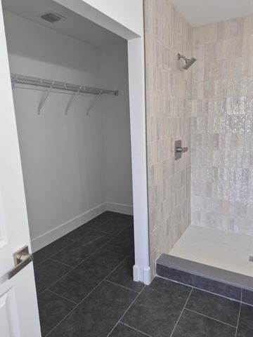 707 Hampton Road, West Palm Beach, FL 33405