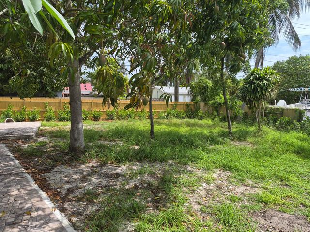 707 Hampton Road, West Palm Beach, FL 33405
