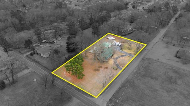 8768 ROCKY POINT RD, Memphis, TN 38018