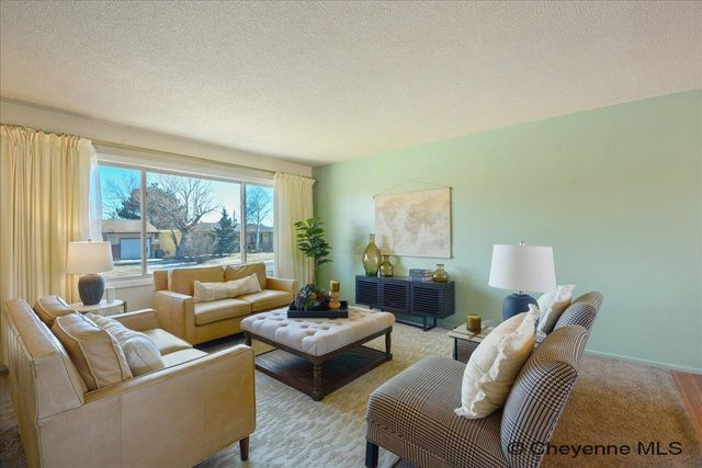 5104 WINDMILL RD, Cheyenne, WY 82001