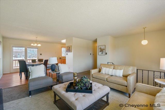 5104 WINDMILL RD, Cheyenne, WY 82001