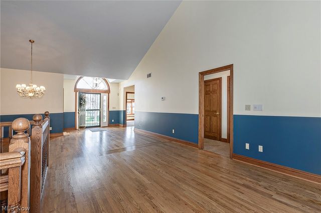 2002 Fox Trace Trail, Cuyahoga Falls, OH 44223