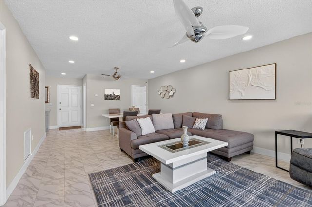 19029 US HIGHWAY 19 N 6-16, Clearwater, FL 33764