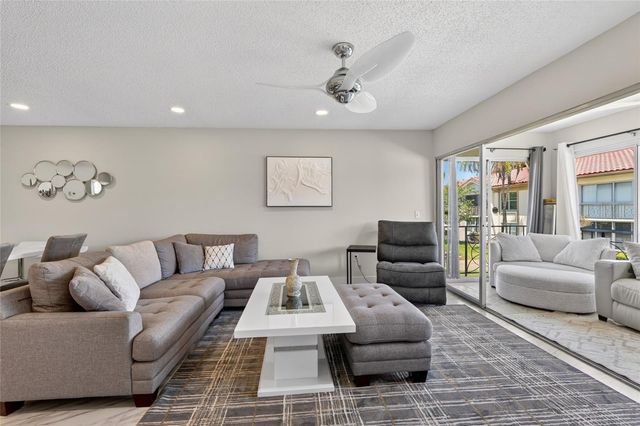 19029 US HIGHWAY 19 N 6-16, Clearwater, FL 33764