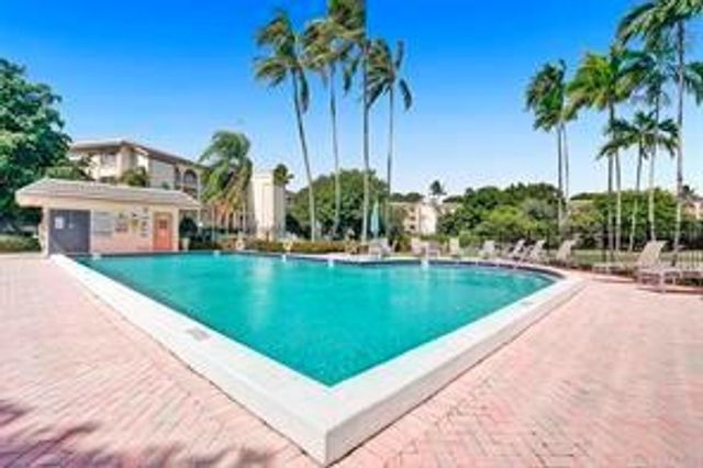 4501 Martinique Way C2, Coconut Creek, FL 33066