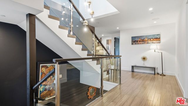 2012 S Curson Avenue, Los Angeles, CA 90016
