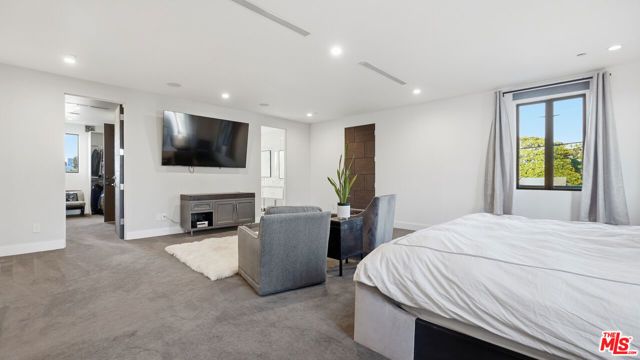 2012 S Curson Avenue, Los Angeles, CA 90016
