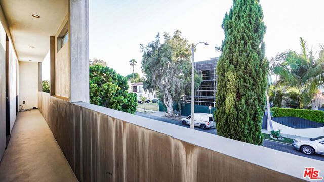 2012 S Curson Avenue, Los Angeles, CA 90016