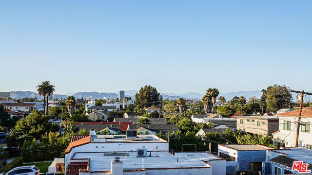 2012 S Curson Avenue, Los Angeles, CA 90016