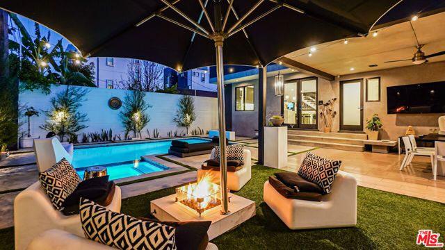 2012 S Curson Avenue, Los Angeles, CA 90016