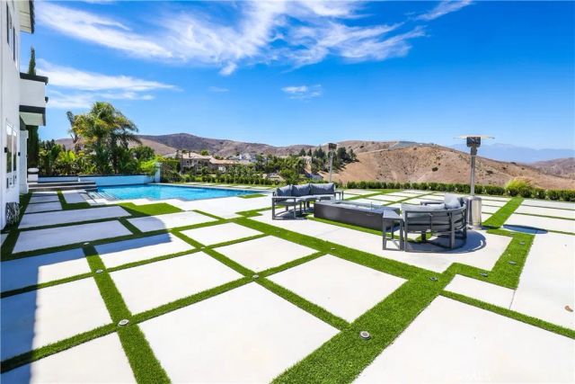 27055 BIG HORN MOUNTAIN, Yorba Linda, CA 92887