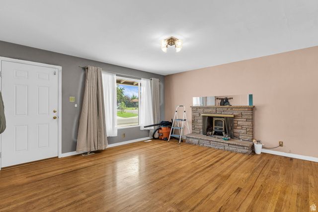 9950 S BARIUM LN, Sandy, UT 84094