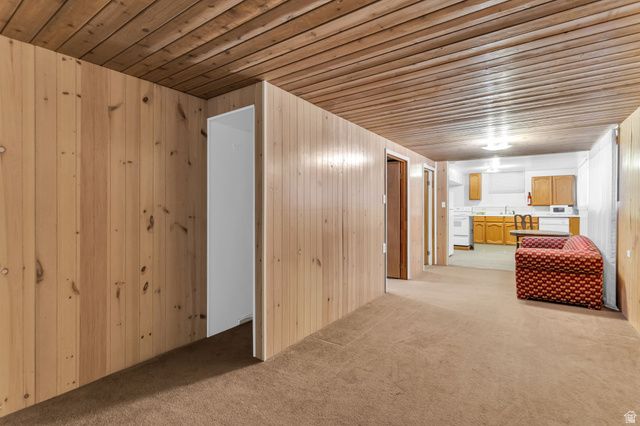 9950 S BARIUM LN, Sandy, UT 84094