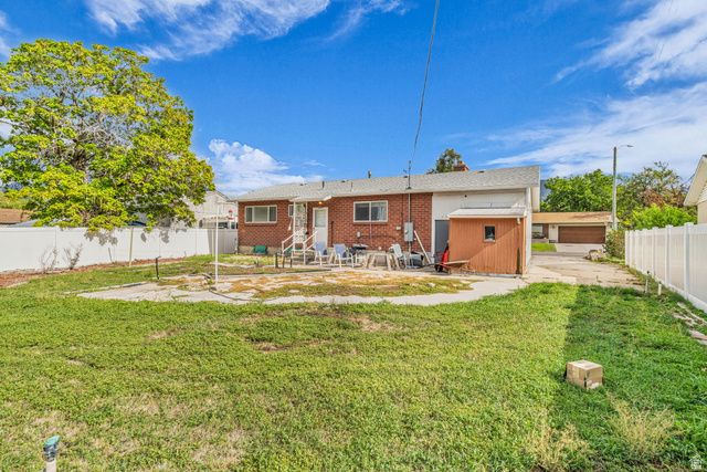 9950 S BARIUM LN, Sandy, UT 84094