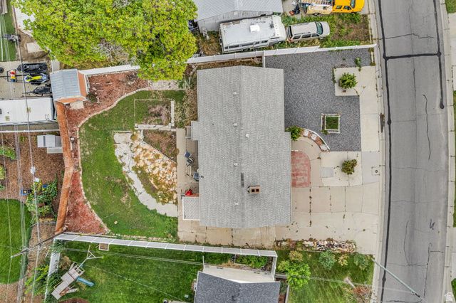 9950 S BARIUM LN, Sandy, UT 84094