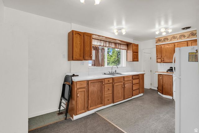 9950 S BARIUM LN, Sandy, UT 84094