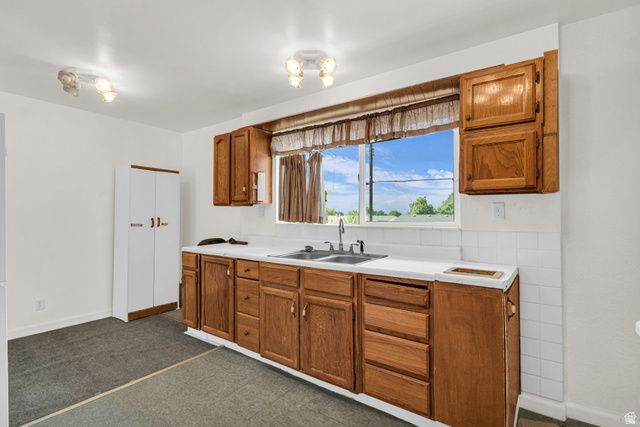 9950 S BARIUM LN, Sandy, UT 84094
