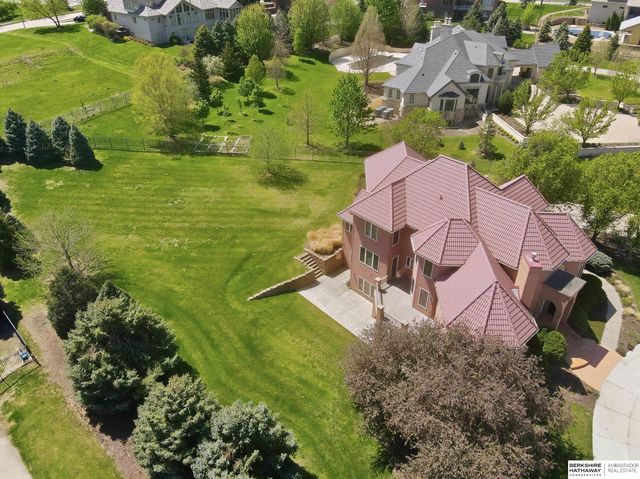 13707 Cuming Street, Omaha, NE 68154
