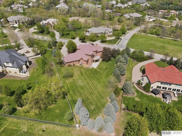 13707 Cuming Street, Omaha, NE 68154