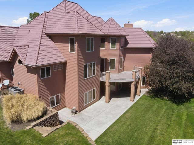 13707 Cuming Street, Omaha, NE 68154