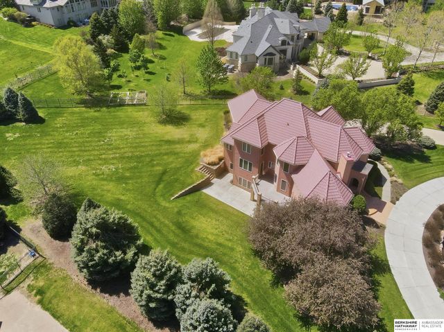 13707 Cuming Street, Omaha, NE 68154