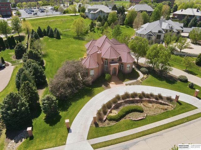 13707 Cuming Street, Omaha, NE 68154