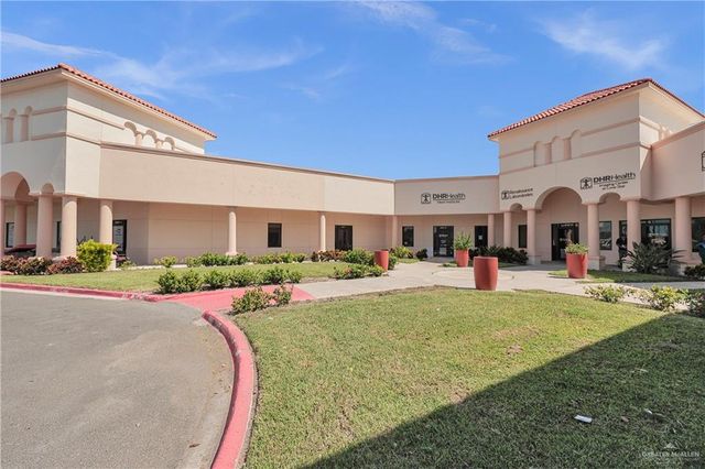 2121 E Griffin Parkway 12, Mission, TX 78572