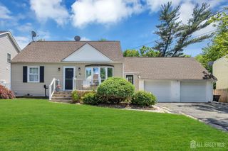 81 Lois Avenue, East Brunswick, NJ 08816