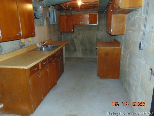 835 W Larkspur Drive, Jeffersonville, IN 47130