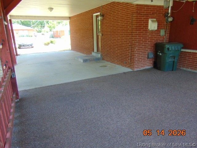 835 W Larkspur Drive, Jeffersonville, IN 47130