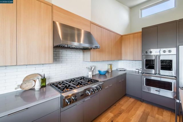 105 Hillcroft, Walnut Creek, CA 94597