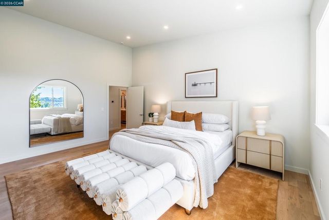 105 Hillcroft, Walnut Creek, CA 94597