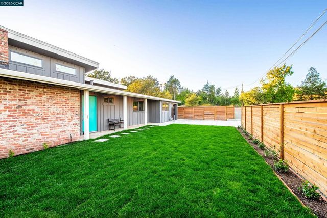 105 Hillcroft, Walnut Creek, CA 94597
