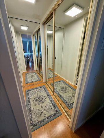 1800 Lavaca ST A305, Austin, TX 78701