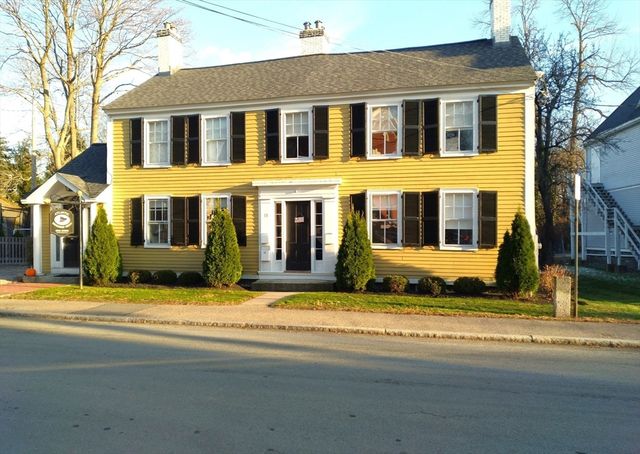 15 Brook Street, Cohasset, MA 02025