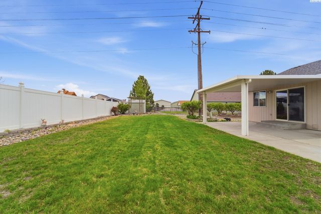 4600 Kendall Way, West Richland, WA 99353