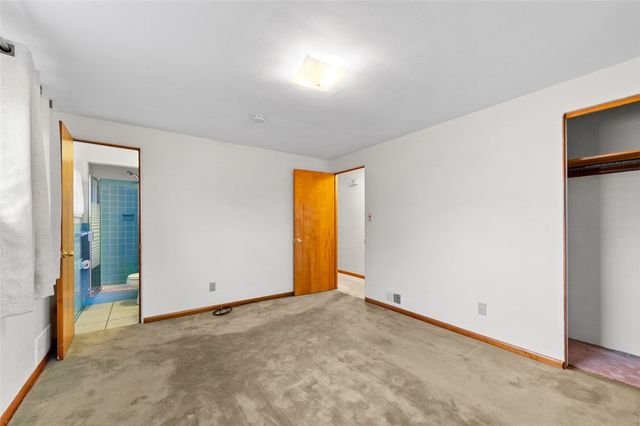 4813 Sandy Dr, Monroeville, PA 15146