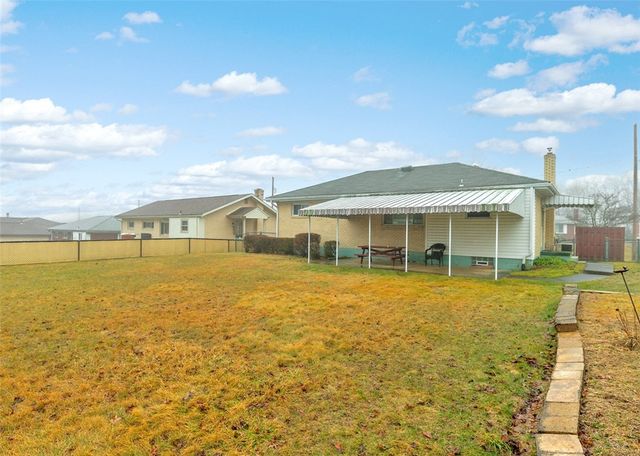 4813 Sandy Dr, Monroeville, PA 15146