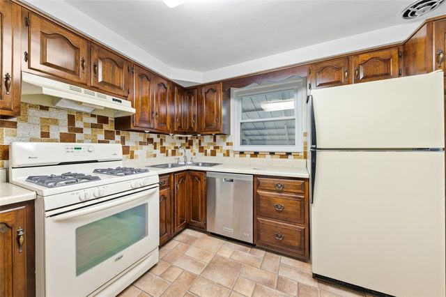 4813 Sandy Dr, Monroeville, PA 15146