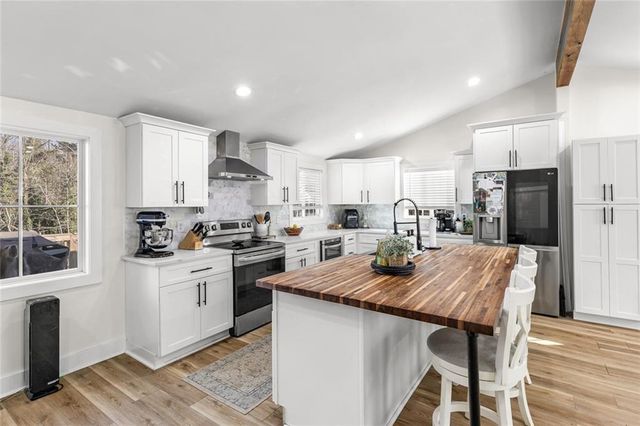 6120 Cardinal Drive, Gainesville, GA 30506