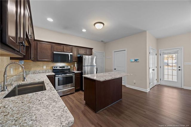 167 Angel Oak Drive, Bunnlevel, NC 28323