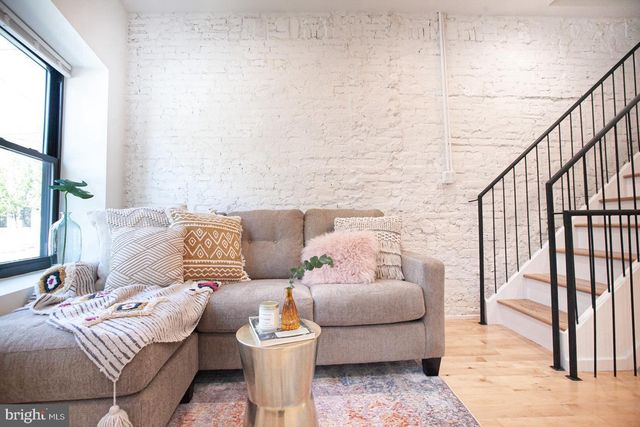 2539 COLLINS ST, Philadelphia, PA 19125