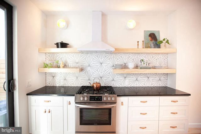 2539 COLLINS ST, Philadelphia, PA 19125