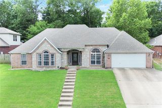 507 E Andrew Avenue, Springdale, AR 72764
