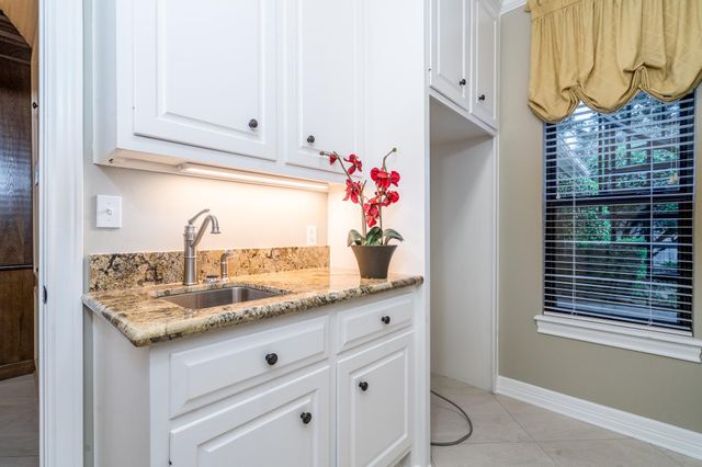 5310 Frensham Circle, Houston, TX 77041