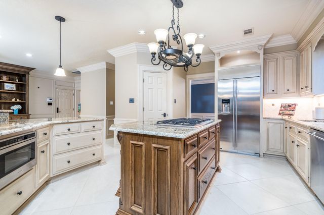 5310 Frensham Circle, Houston, TX 77041